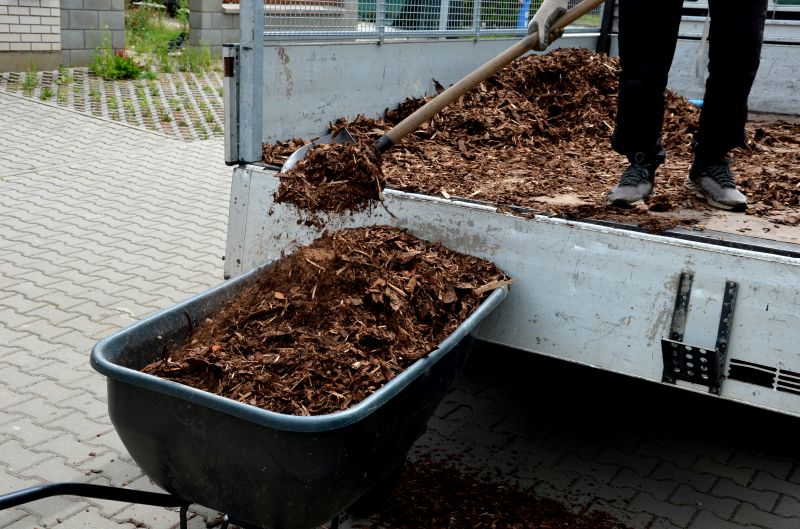 Shredded Mulch Service